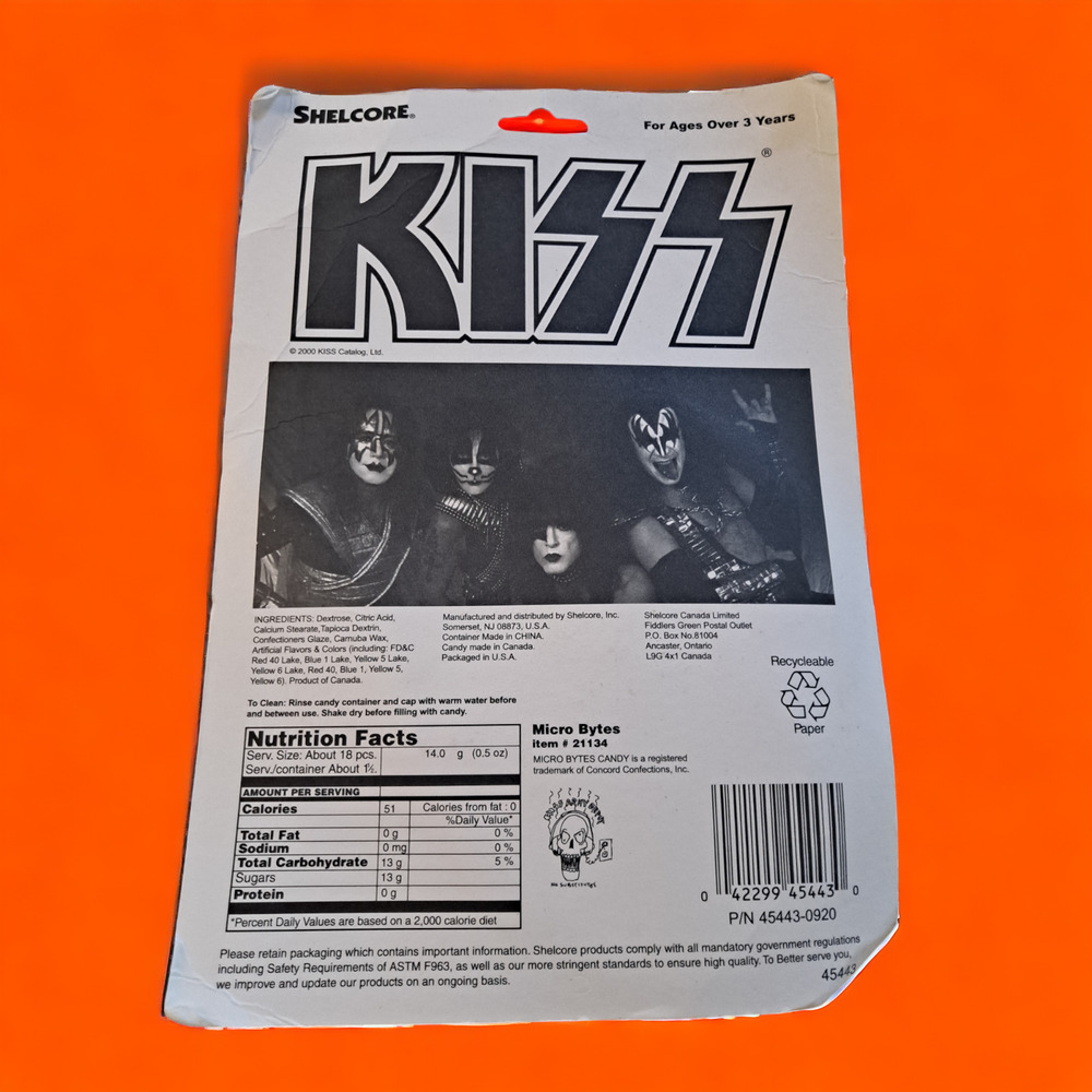 Kiss Memorabilia Candy Dispenser Sealed With Candy Shelcore 2000 - Picture 3 of 5